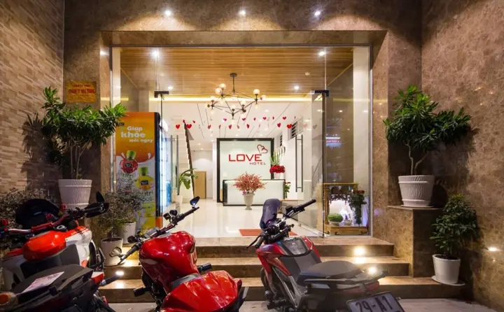 Нячанг: Love Hotel