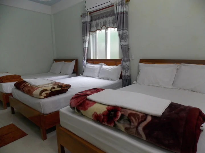 Фонг Ня: Rose Hotel