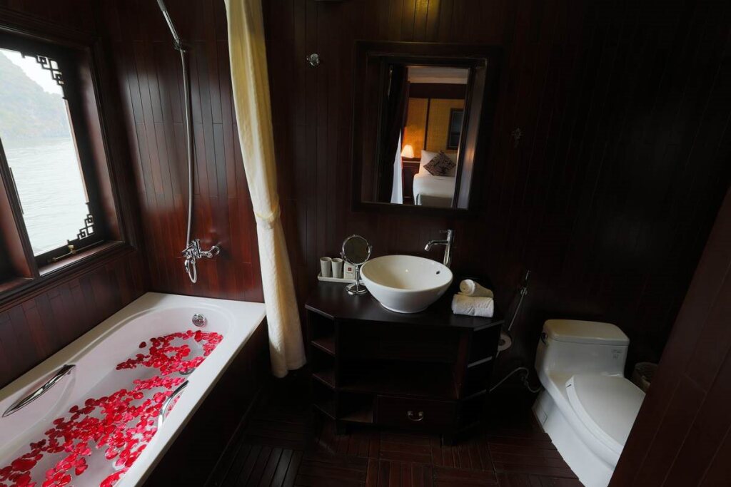 Legend Halong Private Cruise — фото 1