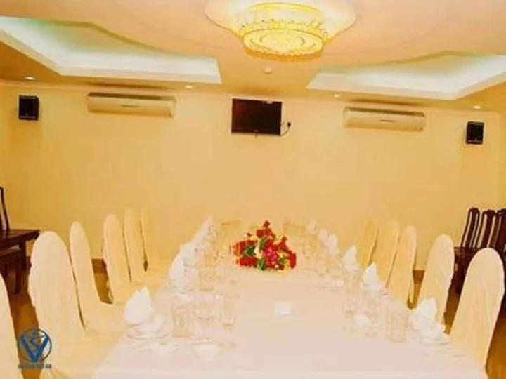 Митхо: Nha Khach Tien Giang