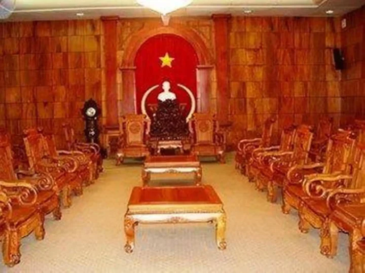 Митхо: Nha Khach Tien Giang