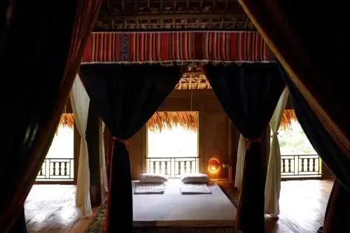 Маи-Чау: Minh Tho Stilt House