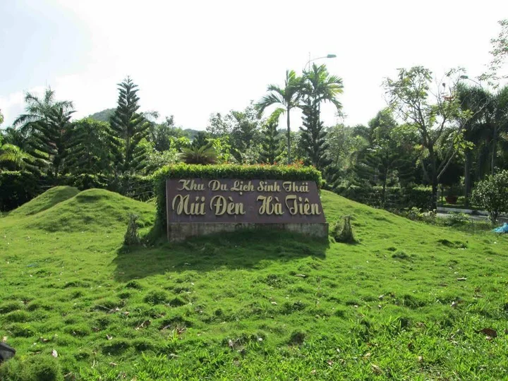 Хатин: Nui Den Resort