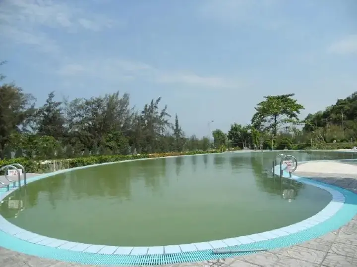 Хатин: Nui Den Resort