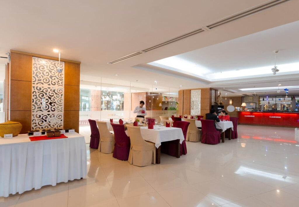 Хаулок: Lam Kinh Hotel