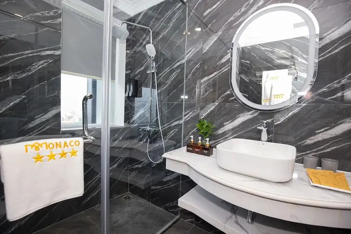 Дананг: Monaco Hotel Danang