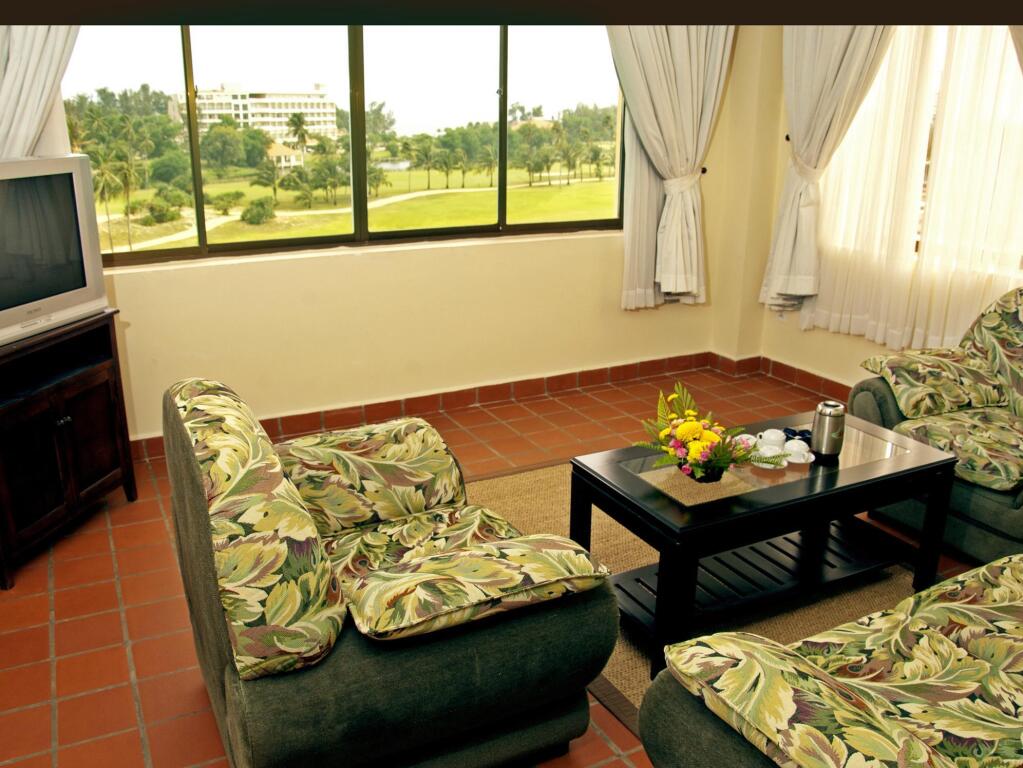 Фантхьет: The Palms Hotel Phan Thiet