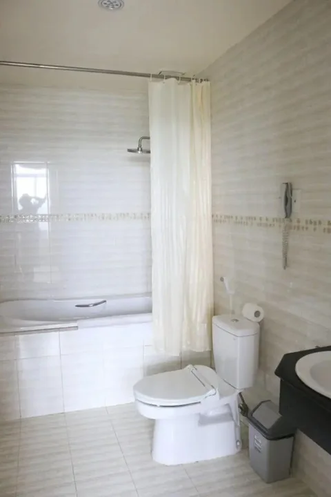 Бенче: Viet Uc Hotel