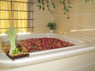 Бенче: Viet Uc Hotel