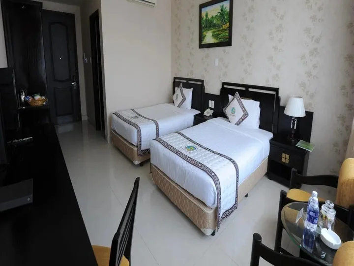 Бенче: Viet Uc Hotel