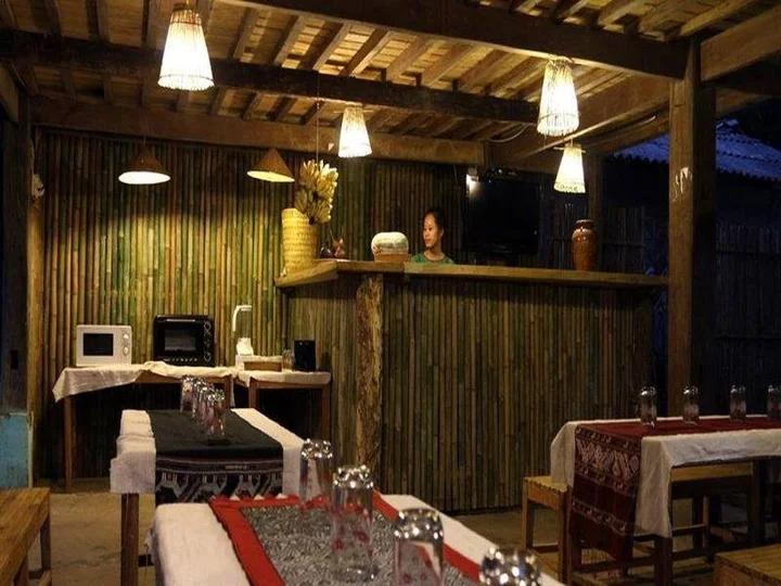Маи-Чау: Hoa Ban Stilt House