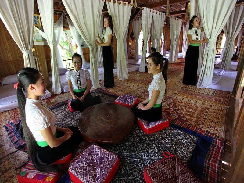 Маи-Чау: Hoa Ban Stilt House