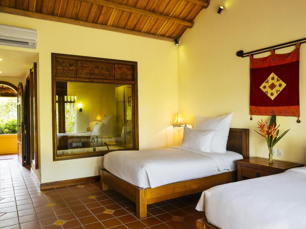 Зявьен: Emeralda Resort Ninh Binh
