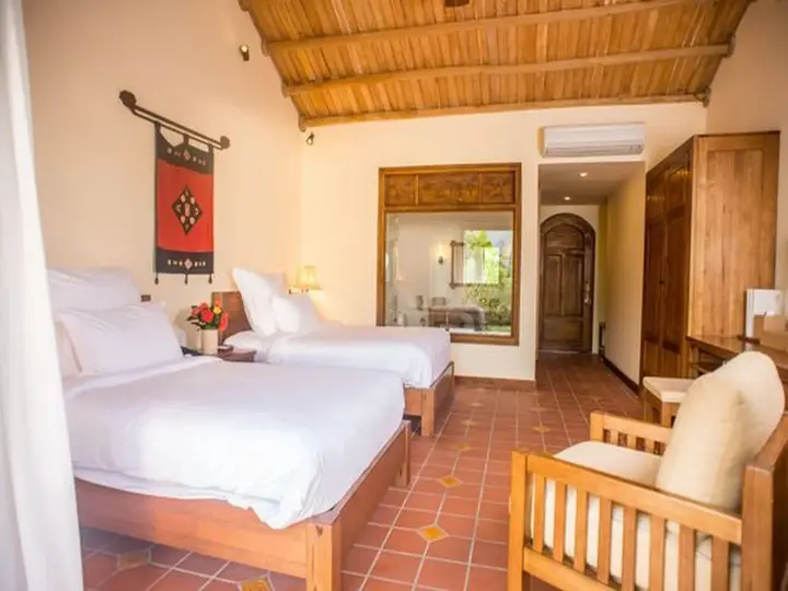Зявьен: Emeralda Resort Ninh Binh