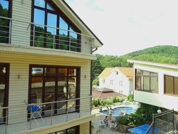 Агой: Guest House Chernomorye
