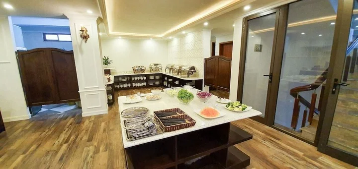 Халонг: Ngoc Lan Halong Hotel