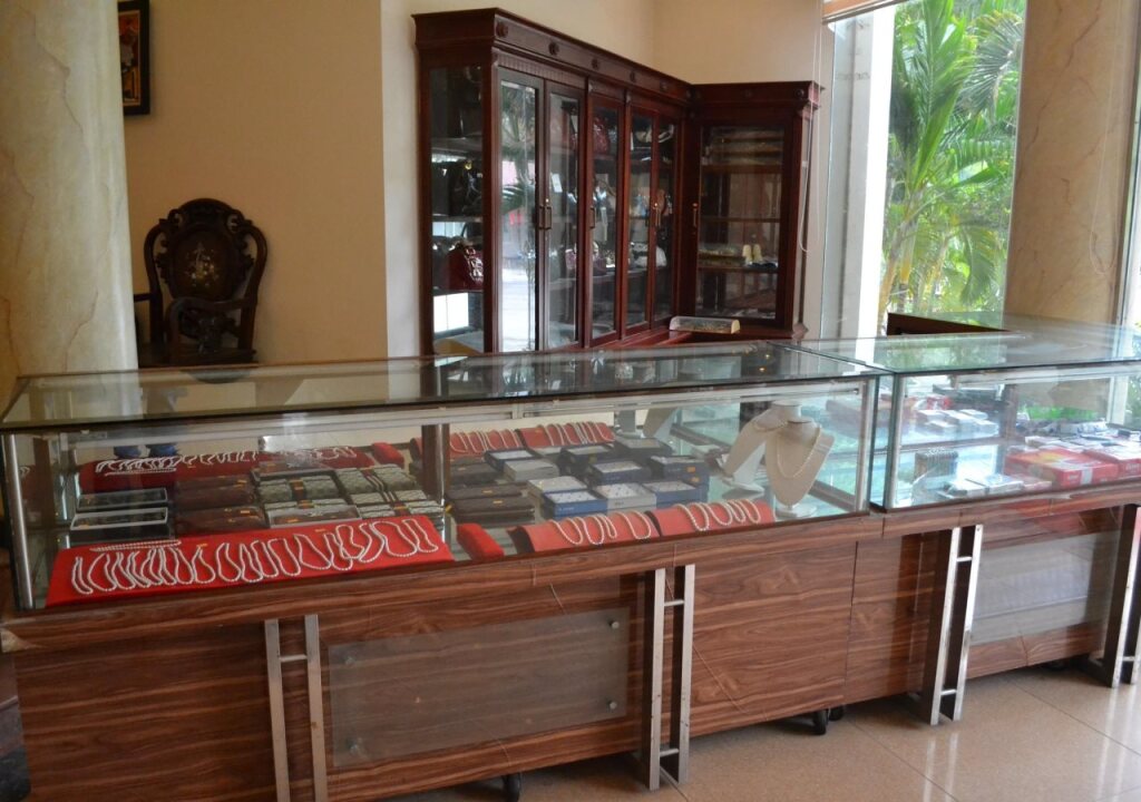 Халонг: Van Ly Hotel