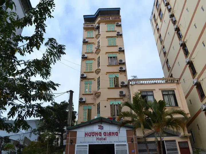 Халонг: KS Hương Giang HL