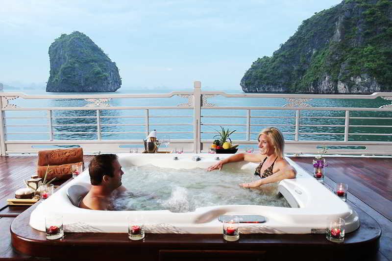 Халонг: Au Co Halong Bay Cruise