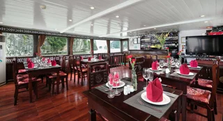 Халонг: Halong Carina Cruise