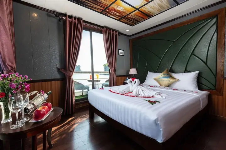 Халонг: Santa Maria Cruises Halong Bay