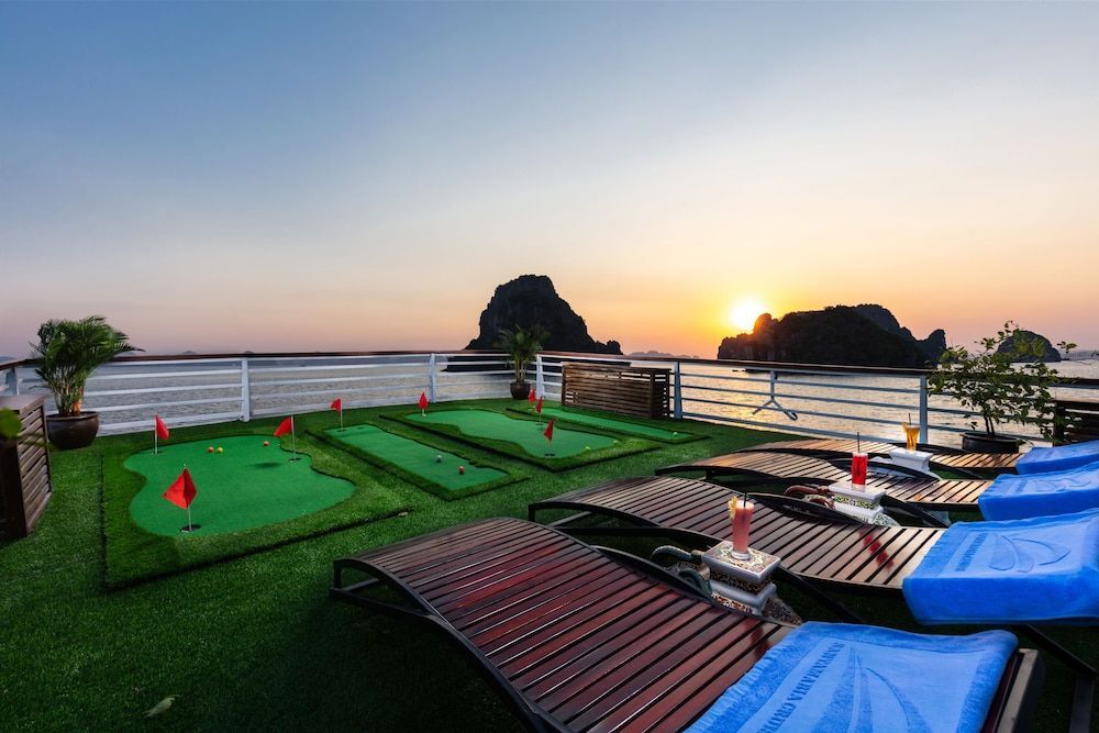Халонг: Santa Maria Cruises Halong Bay