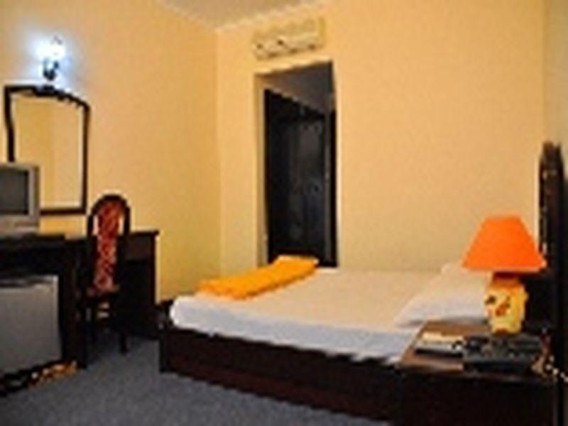 Хатин: Sai Gon Ha Tien Hotel
