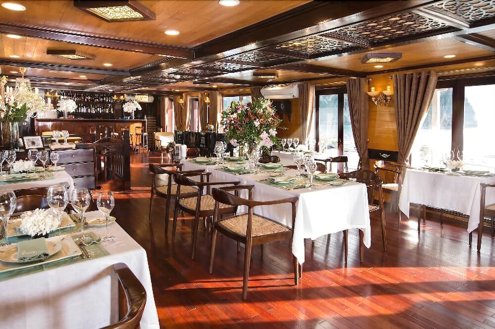 Халонг: Aphrodite Cruises