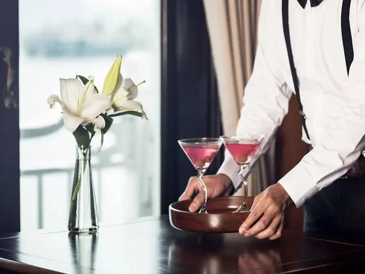 Халонг: Aphrodite Cruises