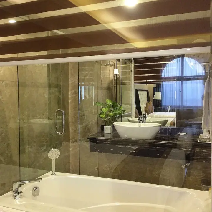 Халонг: Galaxy Halong Hotel