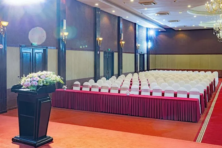 Тхайнгуен: May Plaza Hotel