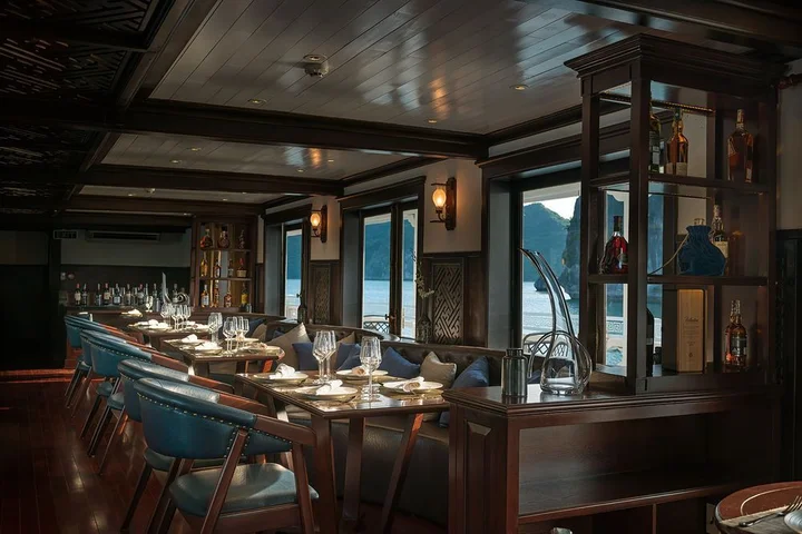 Халонг: Paradise Luxury Sails Cruise
