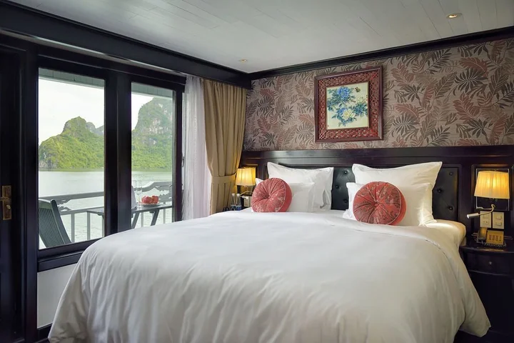 Халонг: Paradise Luxury Sails Cruise