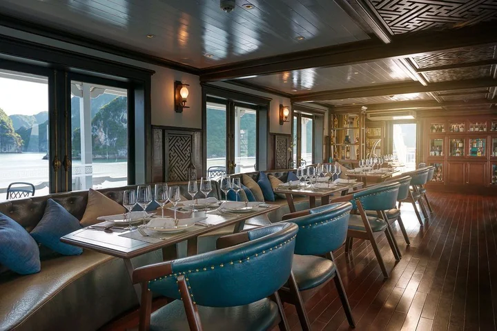 Халонг: Paradise Luxury Sails Cruise
