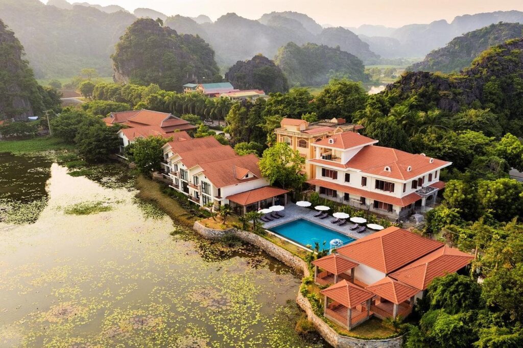 Хоа Лу: Tam Coc La Montagne Resort & Spa