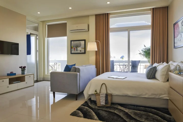 Вунгтау: The Wind Resort - Tropical Hillside Escape