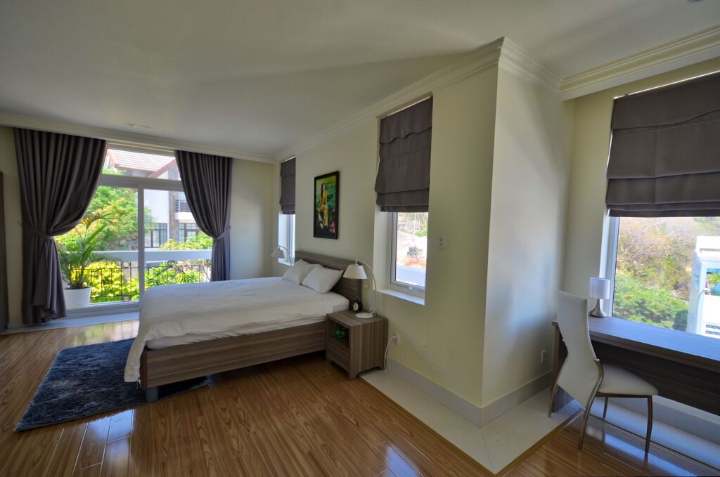 Вунгтау: The Wind Resort - Tropical Hillside Escape