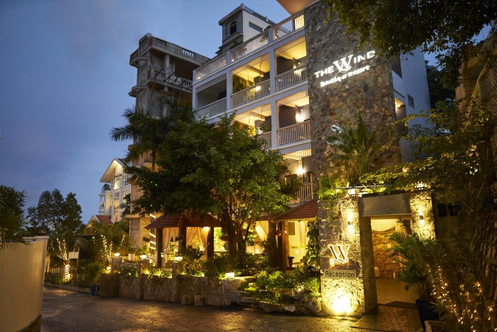 Вунгтау: The Wind Resort - Tropical Hillside Escape