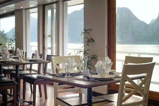 Халонг: La Vela Classic Cruise Managed by Paradise Cruises