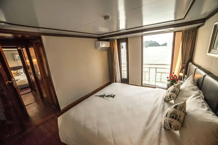 Халонг: La Vela Classic Cruise Managed by Paradise Cruises