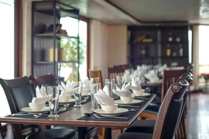 Халонг: La Vela Classic Cruise Managed by Paradise Cruises