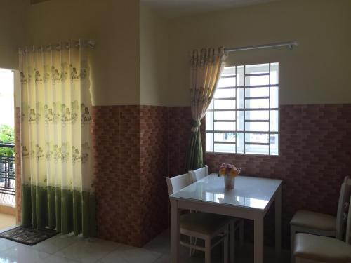Пляж Thuan An: Sala House for Rent