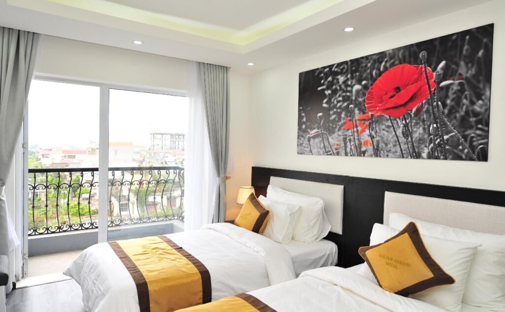 Зявьен: Golden Dragon Hotel
