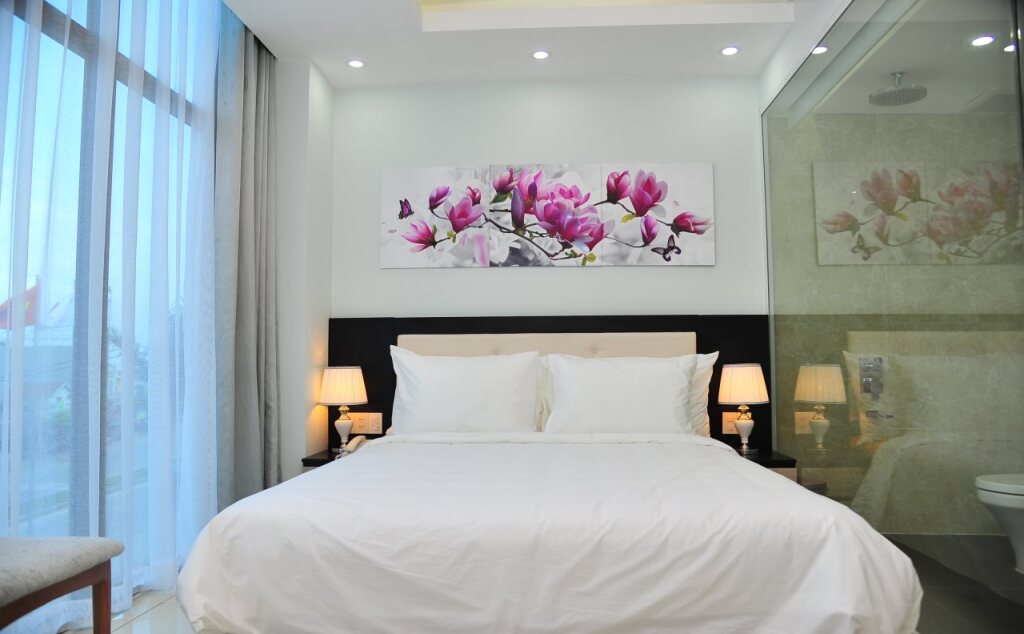 Зявьен: Golden Dragon Hotel
