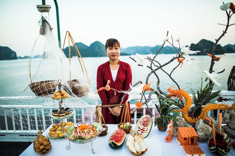 Халонг: Bhaya Halong Cruise