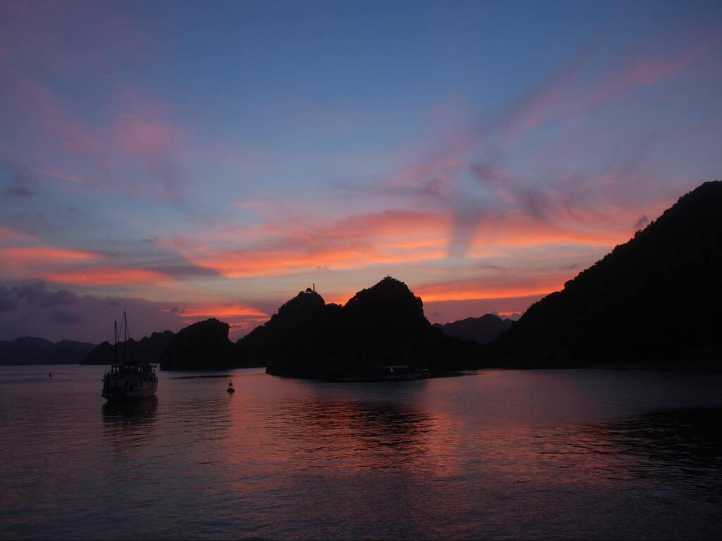 Halong Dragon Cruise — фото 5