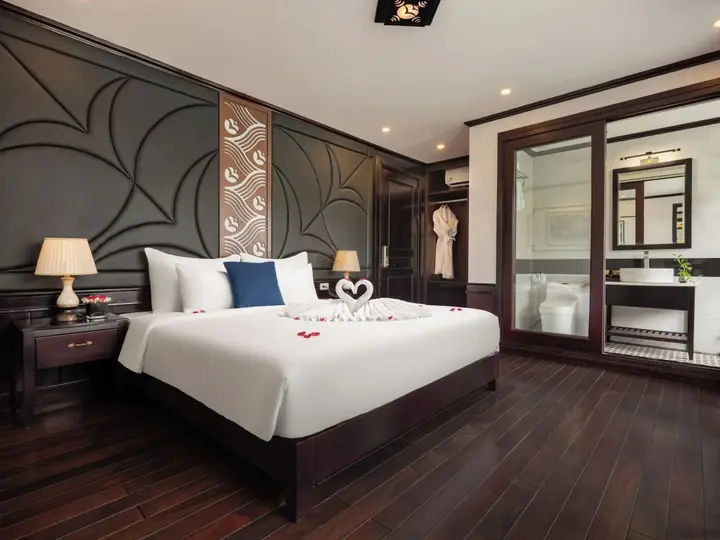 Халонг: Rosa Cruise Halong