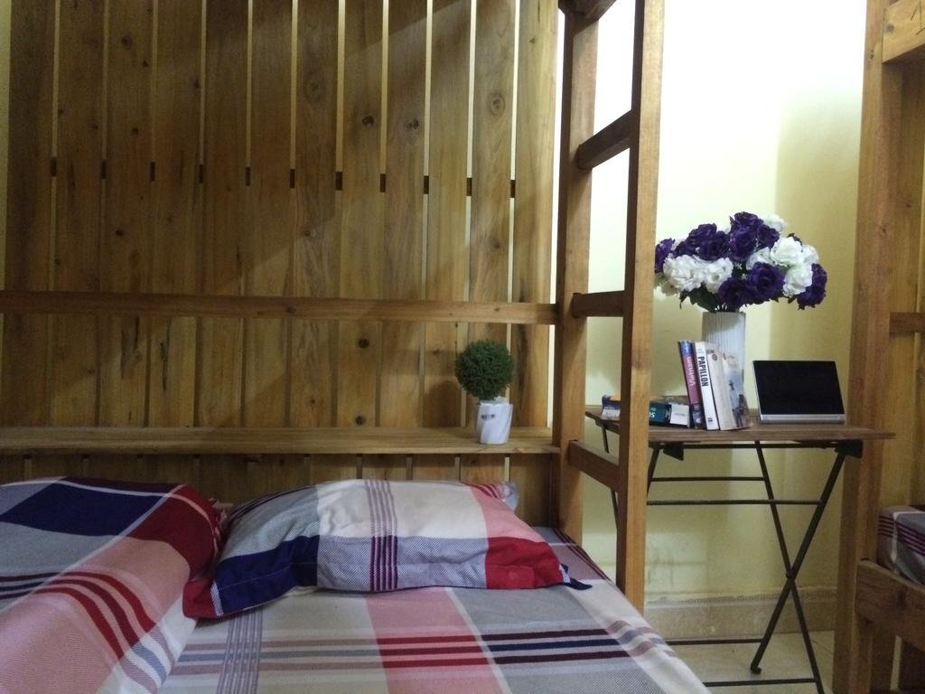 Шапа: Lucky Hostel