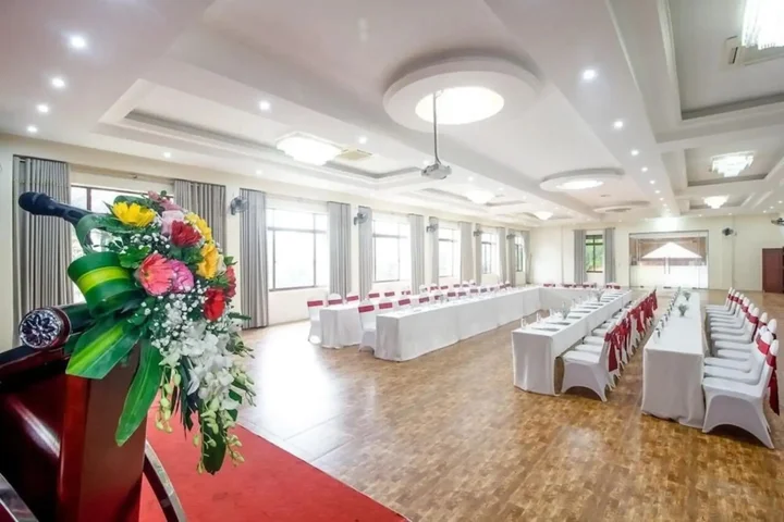Зявьен: Thung Nham Hotel & Resort