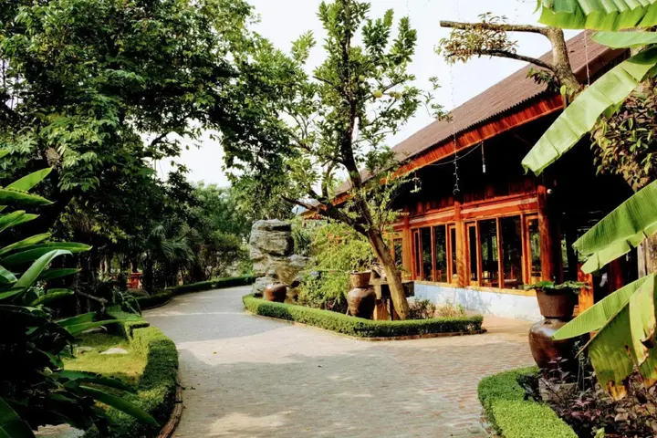 Зявьен: Thung Nham Hotel & Resort